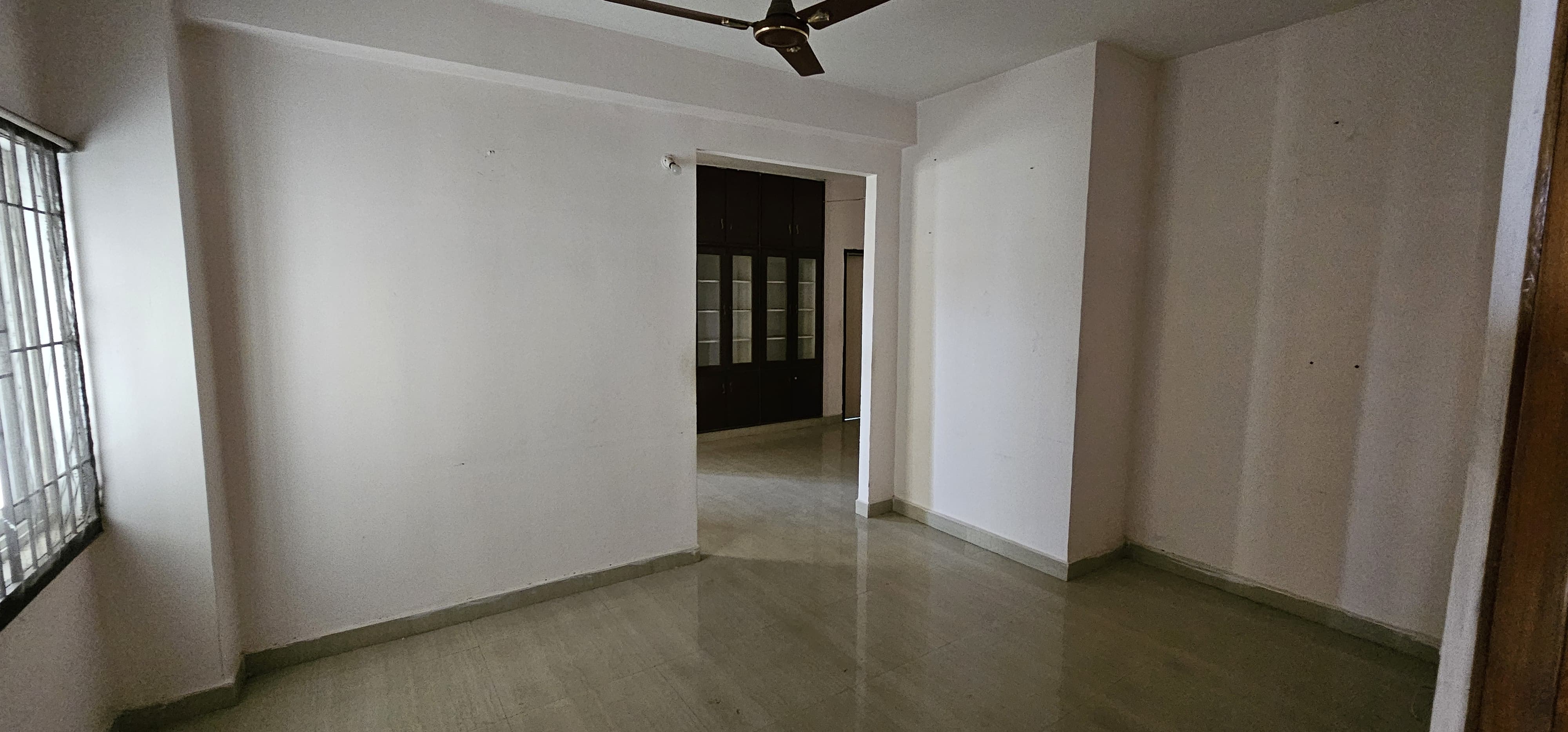 Additional Listing Image