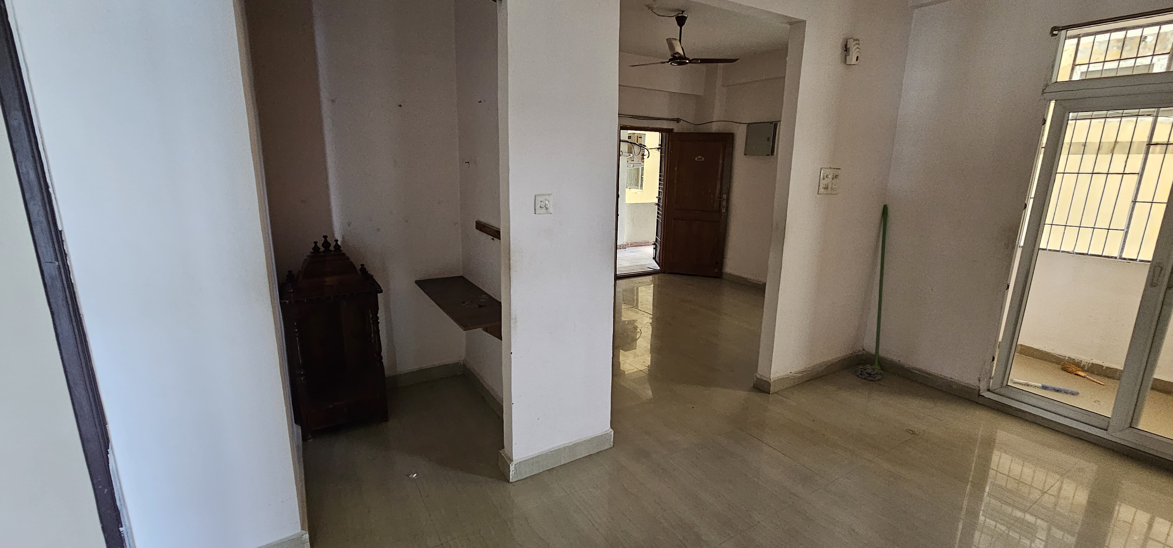 Additional Listing Image