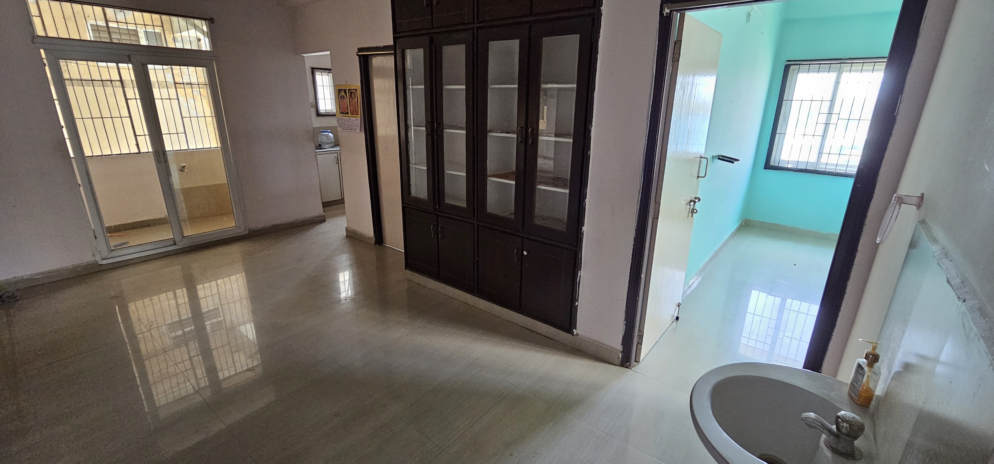 Additional Listing Image