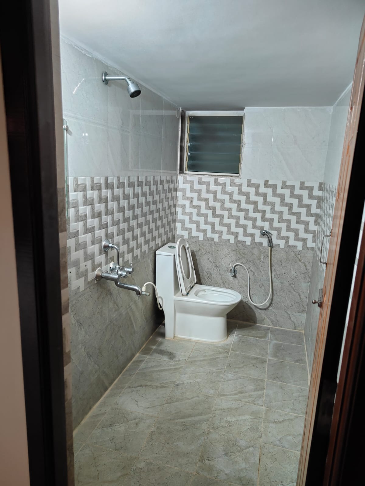 Additional Listing Image