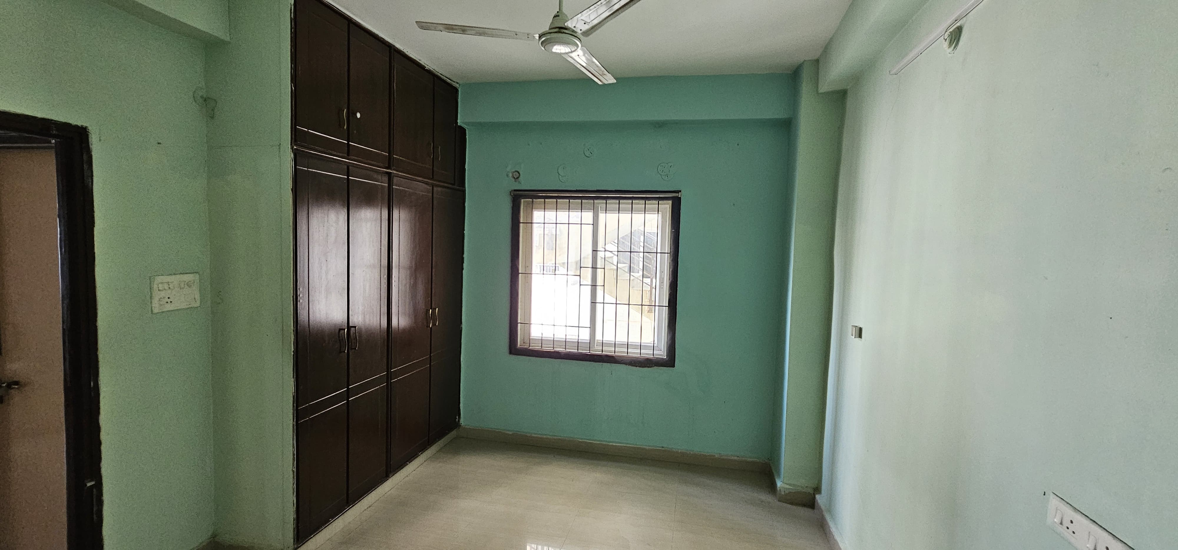 Additional Listing Image